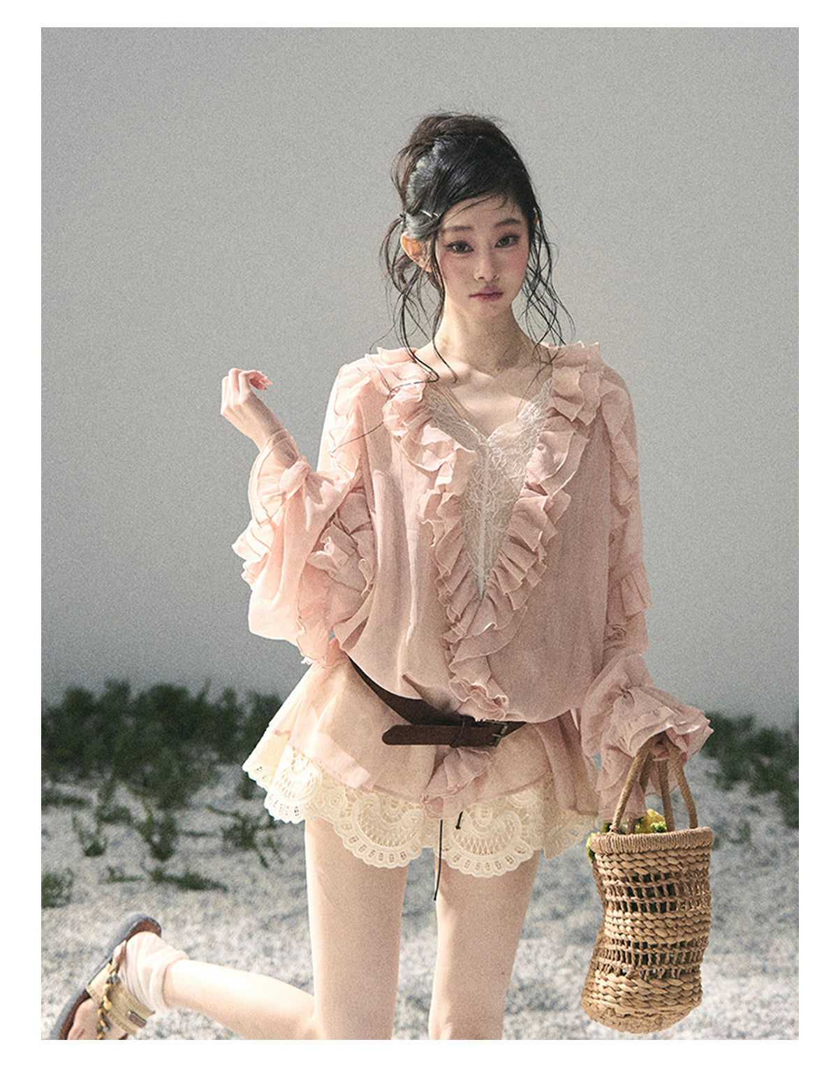 ShaoYeYan Aomalm Listening to Wind's Whisper French Ruffle Lace Blouse