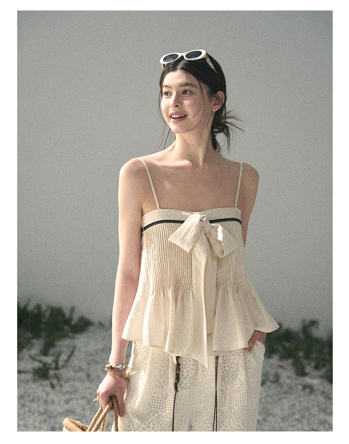 ShaoYeYan Aomalm Gentle Wind Smooths Wrinkles Off-Shoulder French Cami