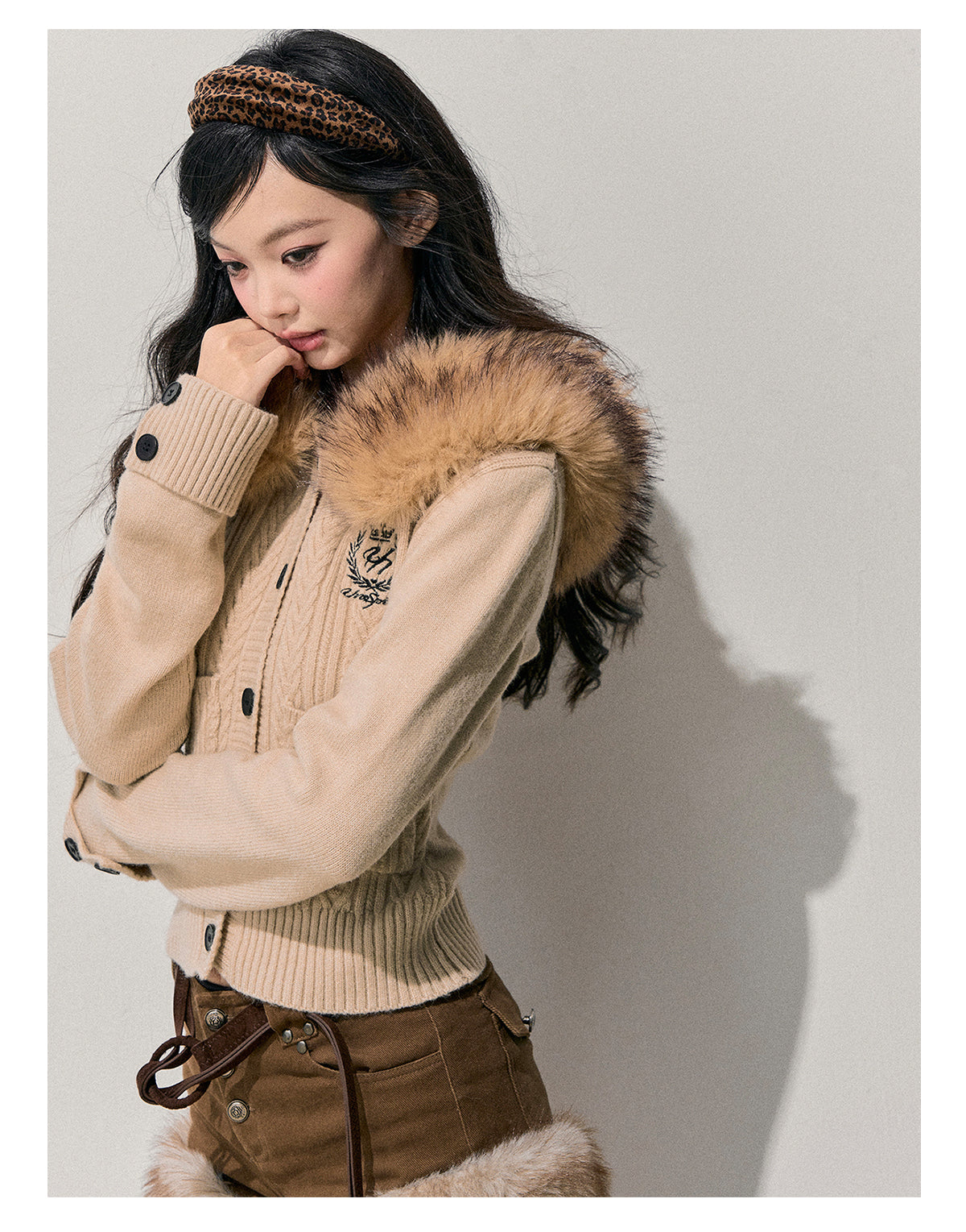 ShaoYeYan Aomalm Snow Falls Silently Plush Cardigan