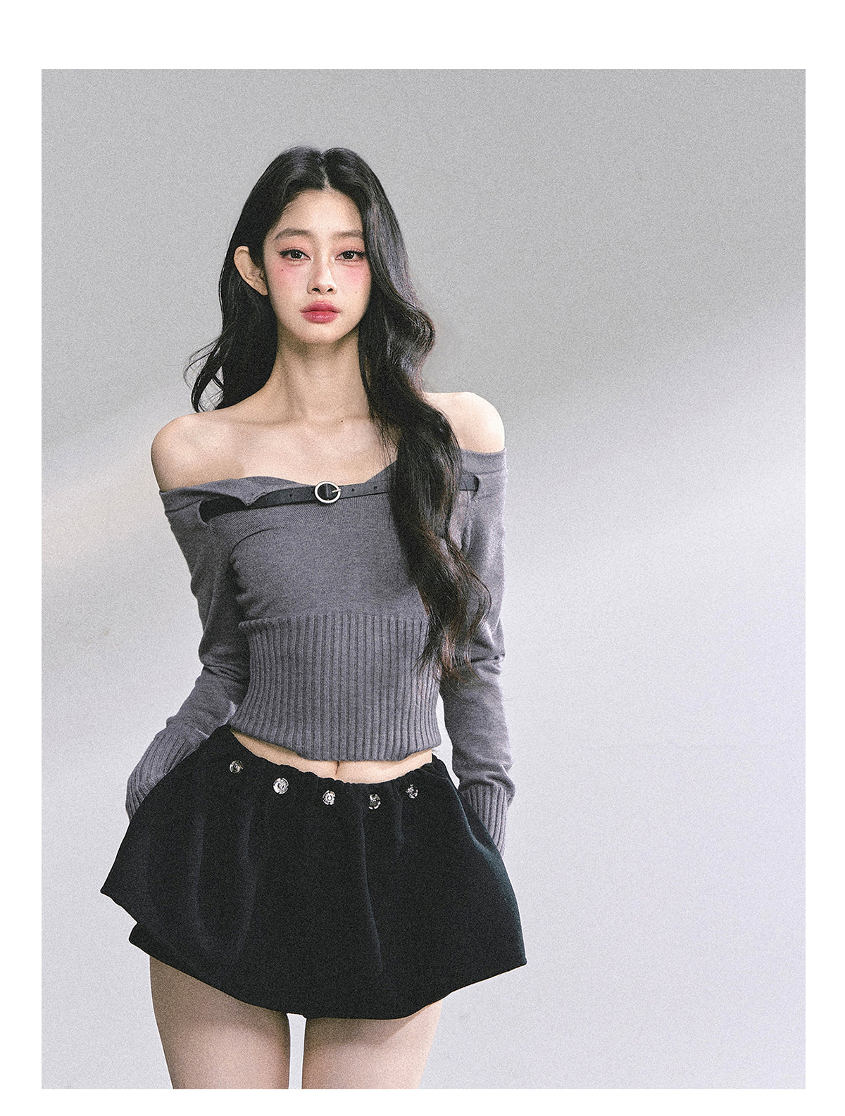 SHAOYEYAN Off-Shoulder Long Sleeve Knit Tee