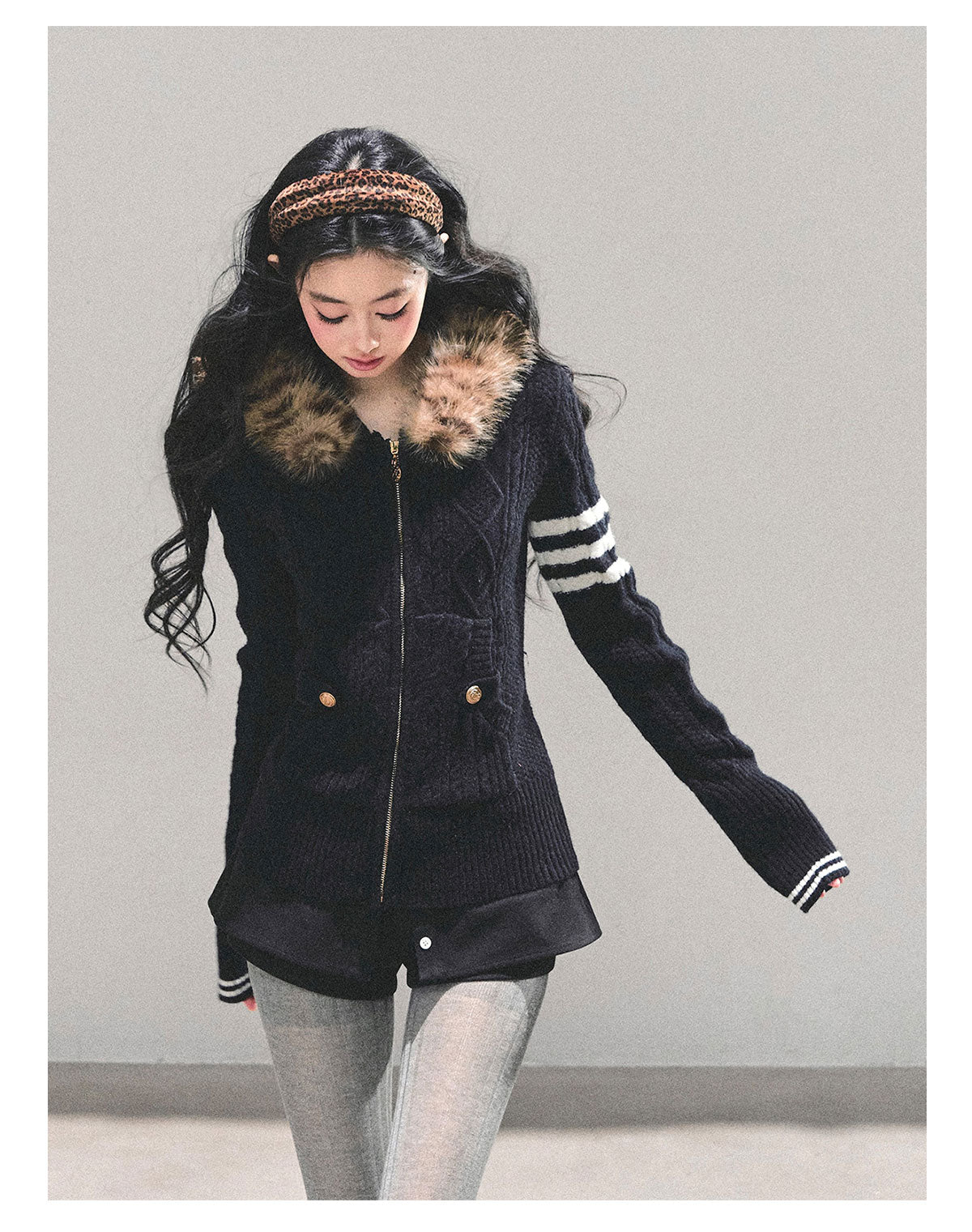 ShaoYeYan Only She Walked By Hooded Sweater