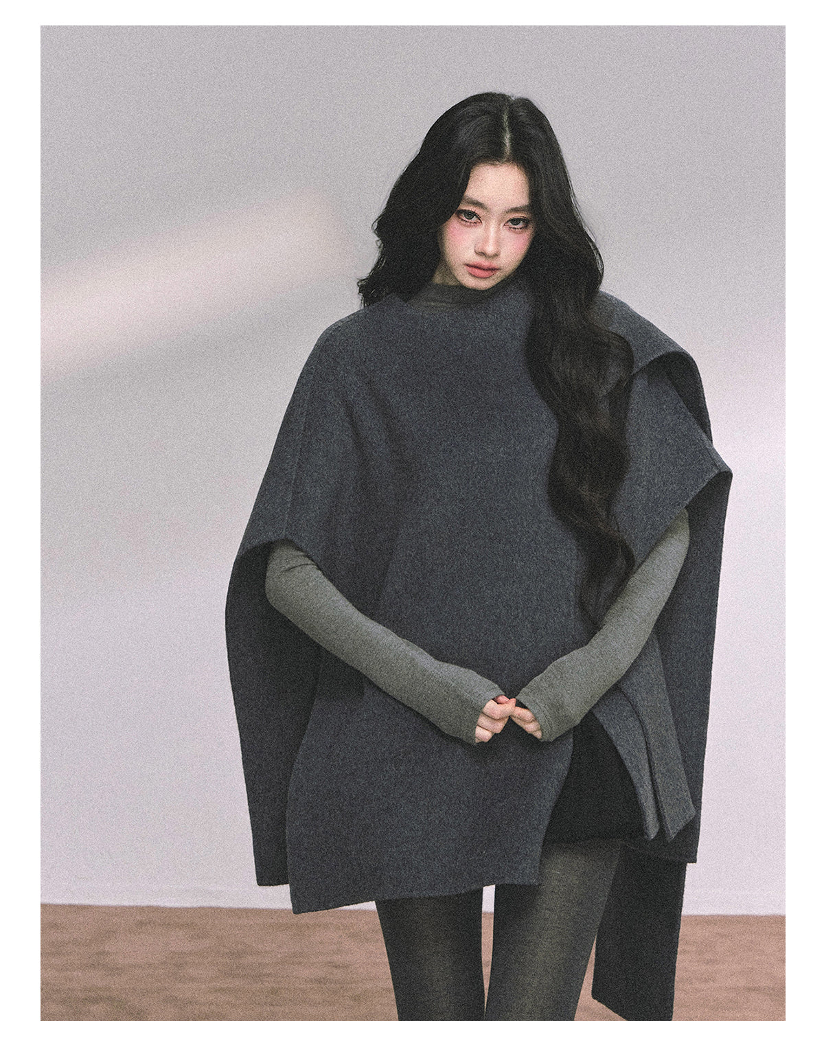 ShaoYeYan Corgi Heiress Premium French Wool Cape Coat