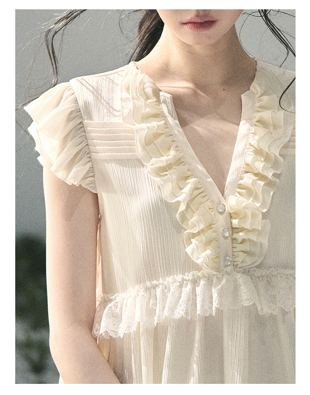 ShaoYeYan Aomalm Sunlight Falls on Heart French Ruffle Lace Blouse