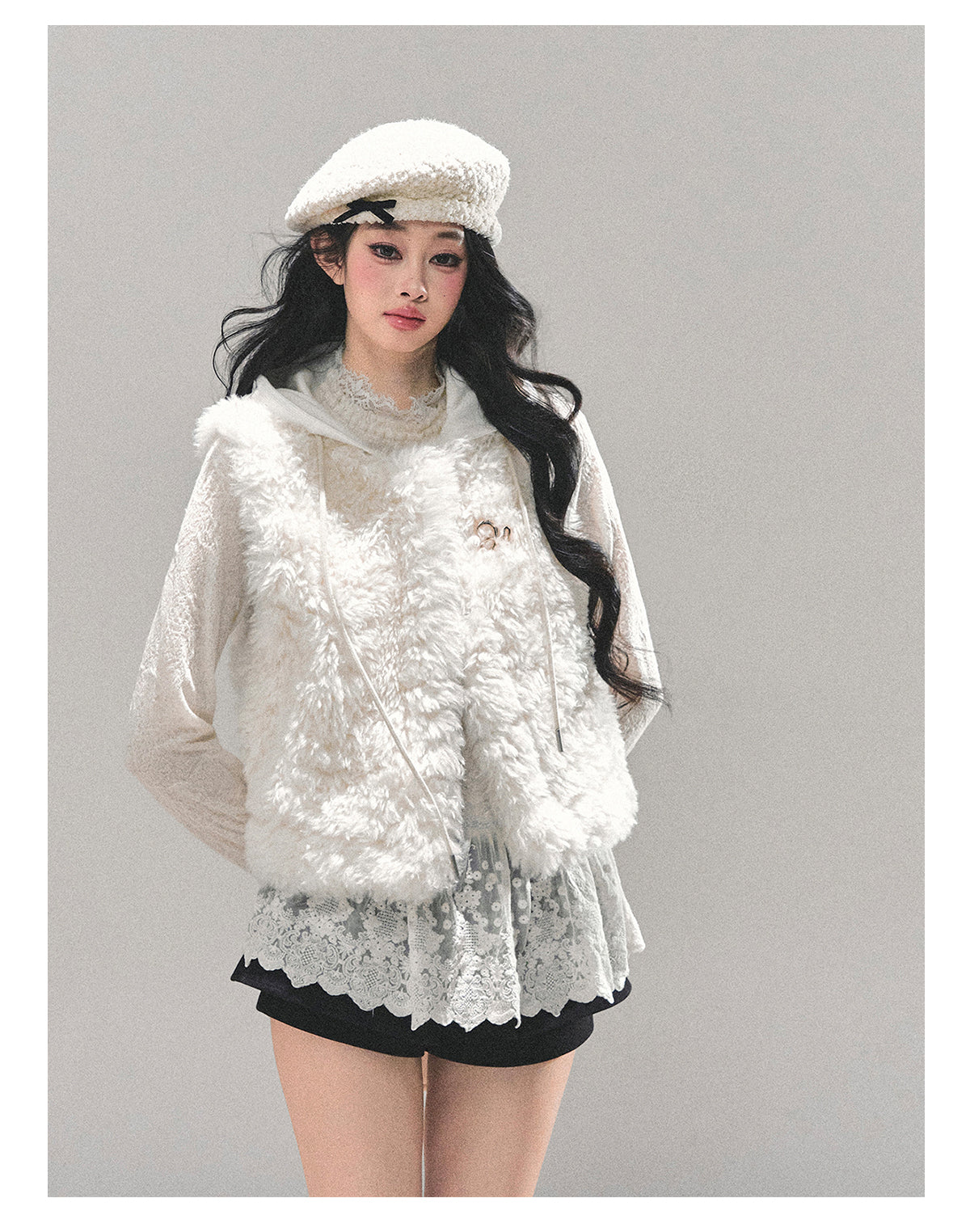 ShaoYeYan Light Snow Lamb Fur Vest