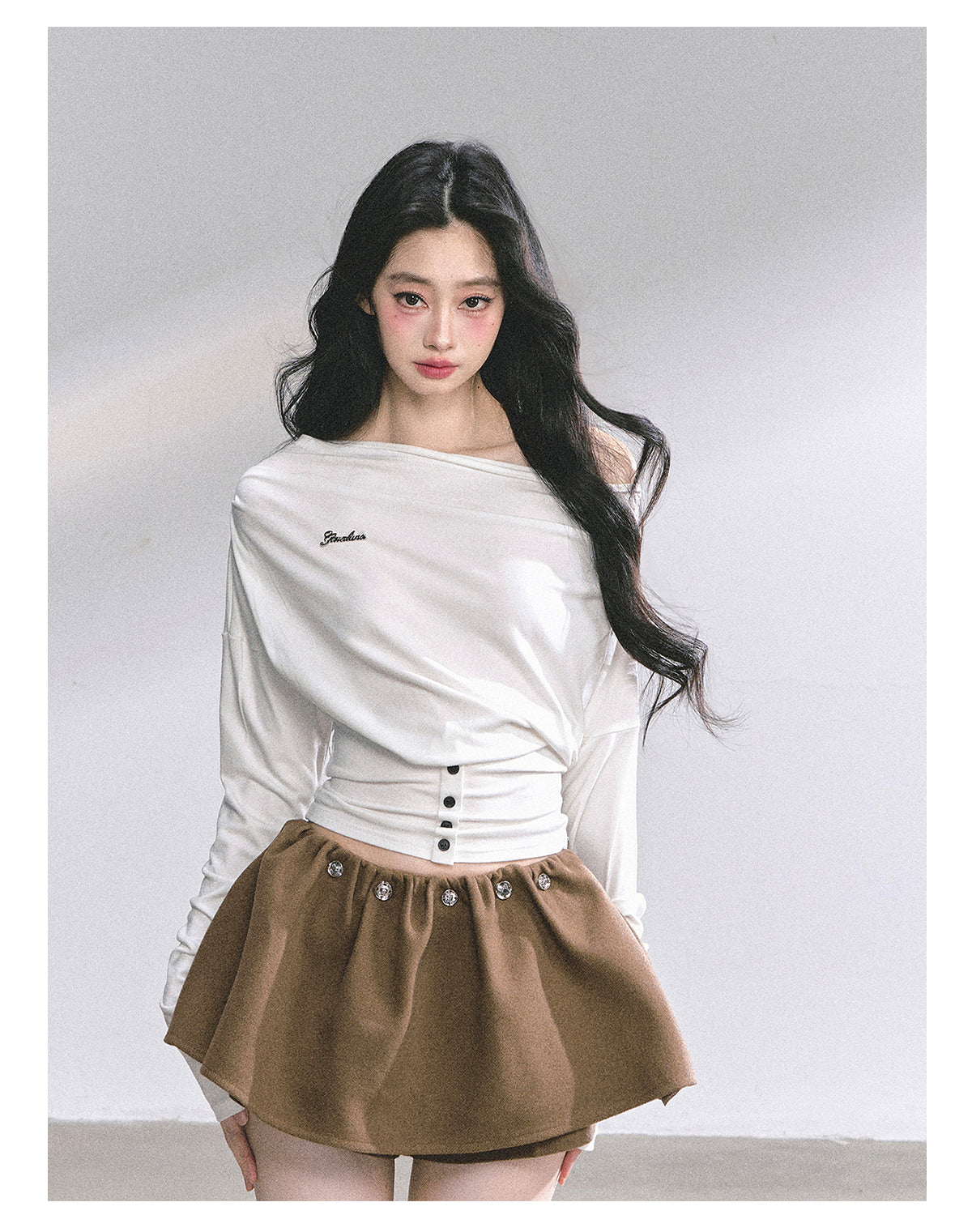 SHAOYEYAN Off-Shoulder Waist-Defining Long Sleeve Tee