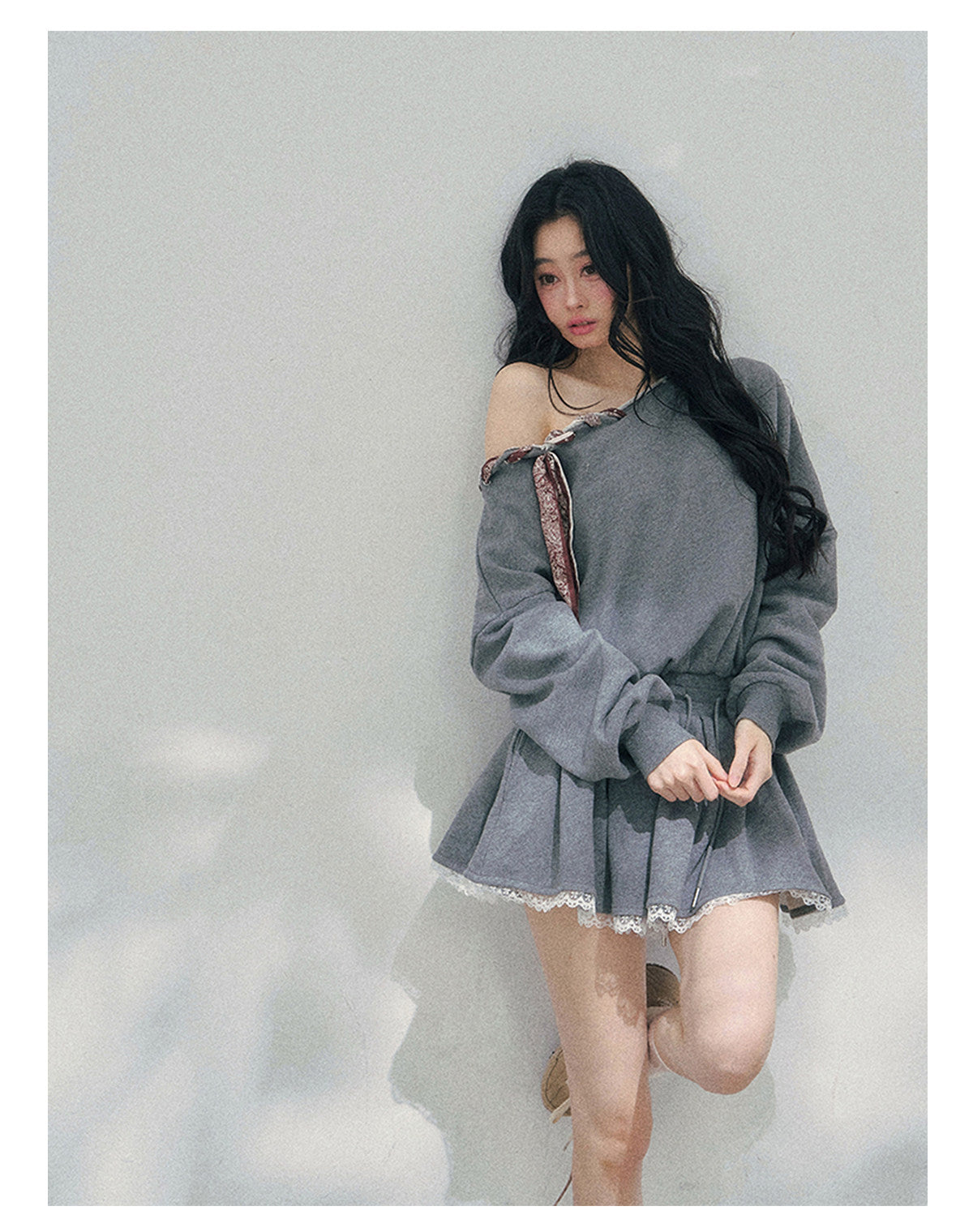 ShaoYeYan Aomalm Wind Like a Maiden Off-Shoulder Sweater Dress