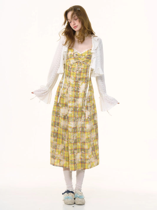 ziziFei Retro Yellow Plunge Neckline Dress