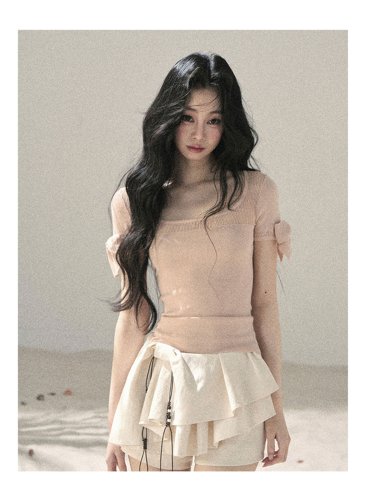 ShaoYeYan Aomalm Gentle Tide Shoulder-Fitted Hollow Crop Top