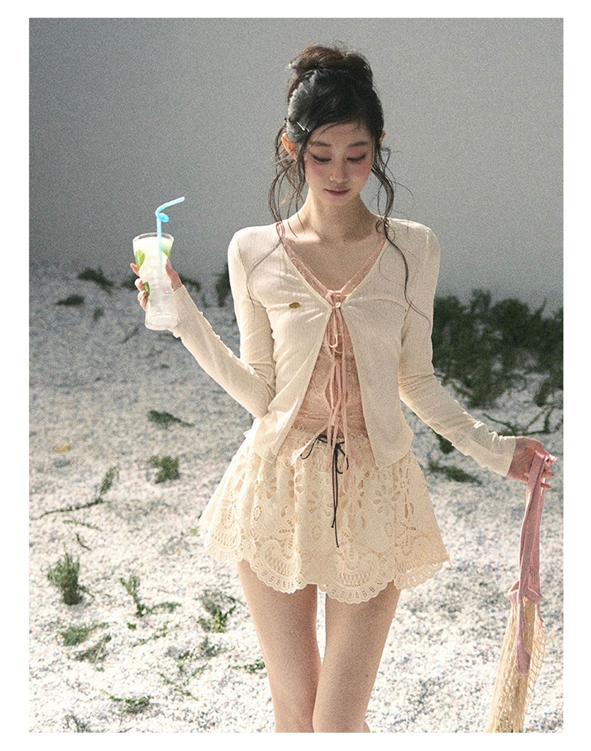 ShaoYeYan Aomalm Dreams Born in Cracks Fake Two-Layer Korean Lace Top