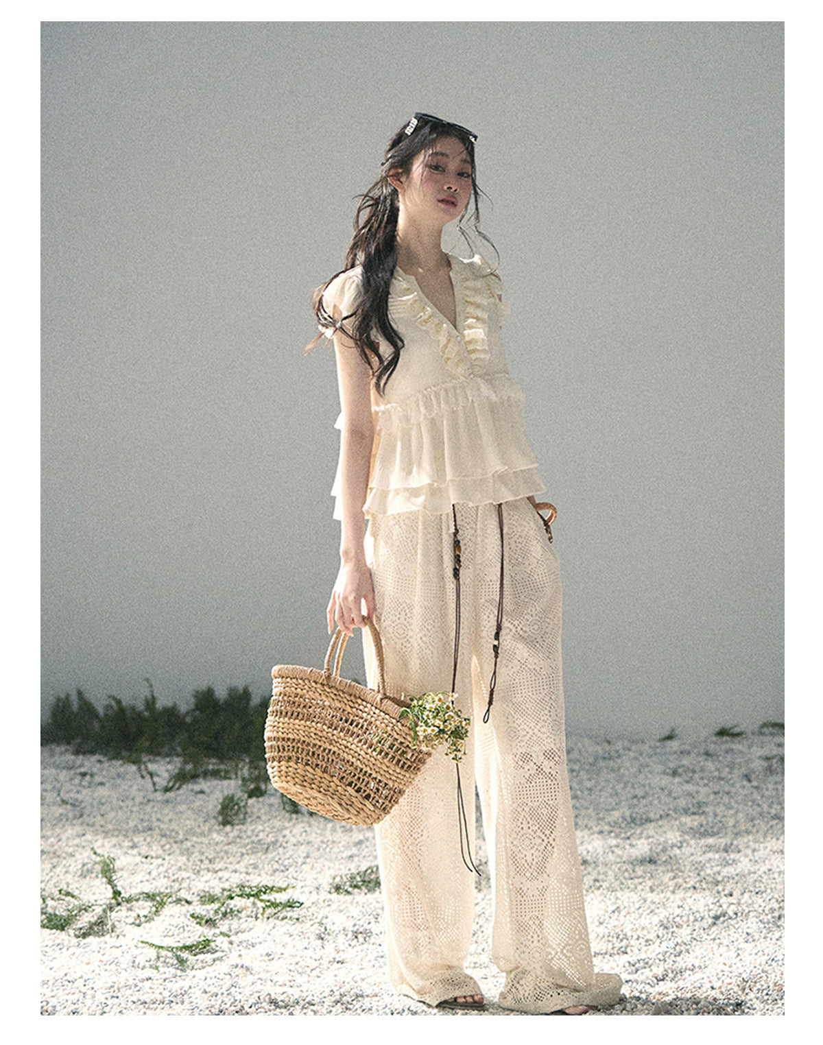 ShaoYeYan Aomalm Sunlight Falls on Heart French Ruffle Lace Blouse
