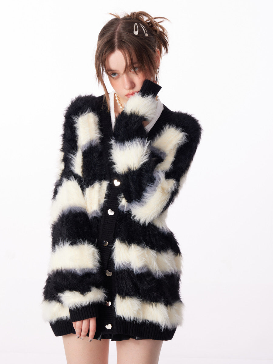 ziziFei Retro Punk Striped Faux Fur Cardigan