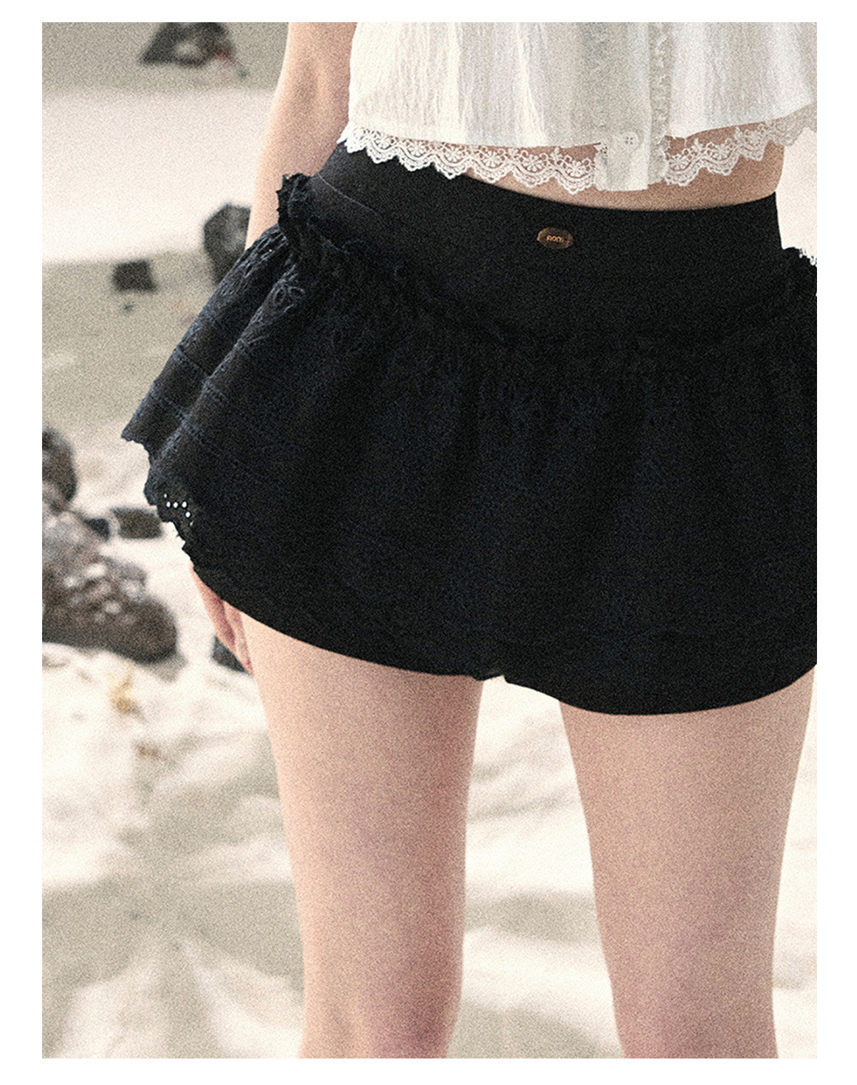 ShaoYeYan Aomalm Fragmented Light & Shadow French Hollow Puff Skirt