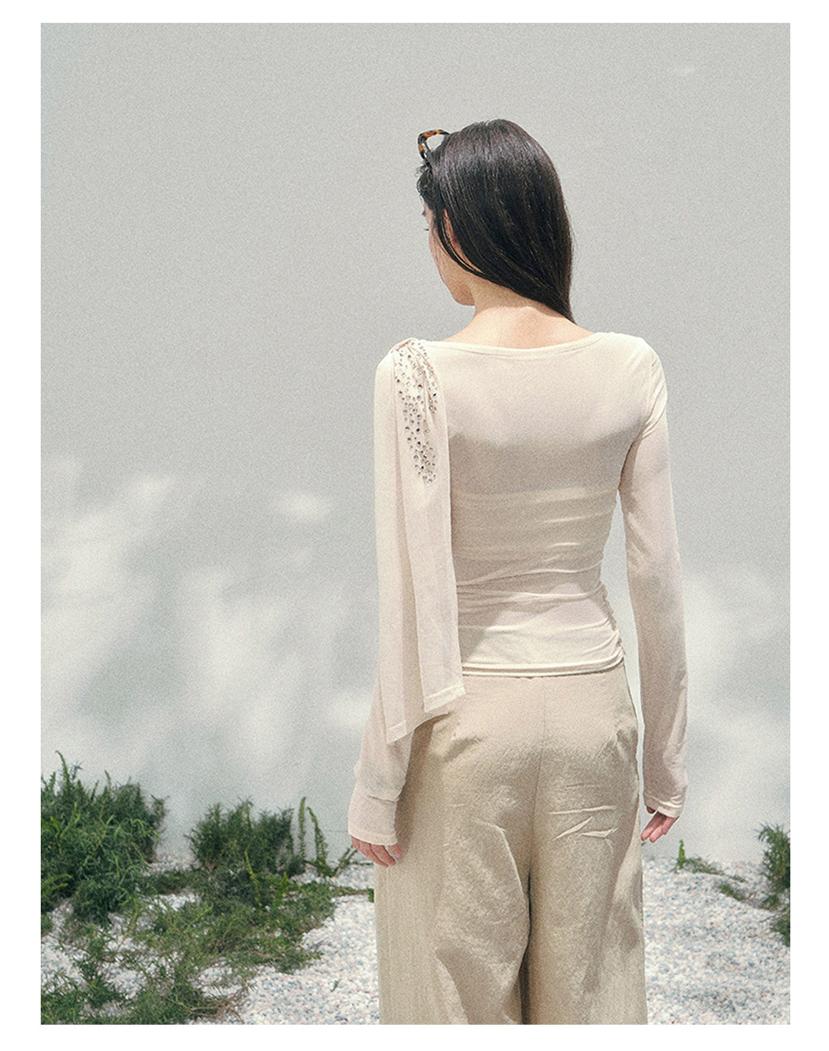 ShaoYeYan Aomalm She Kisses Frost Sheer Sparkle Set