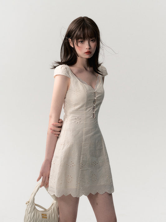 OAKMOO 'Timeless Whispers' White Lace Panel Dress