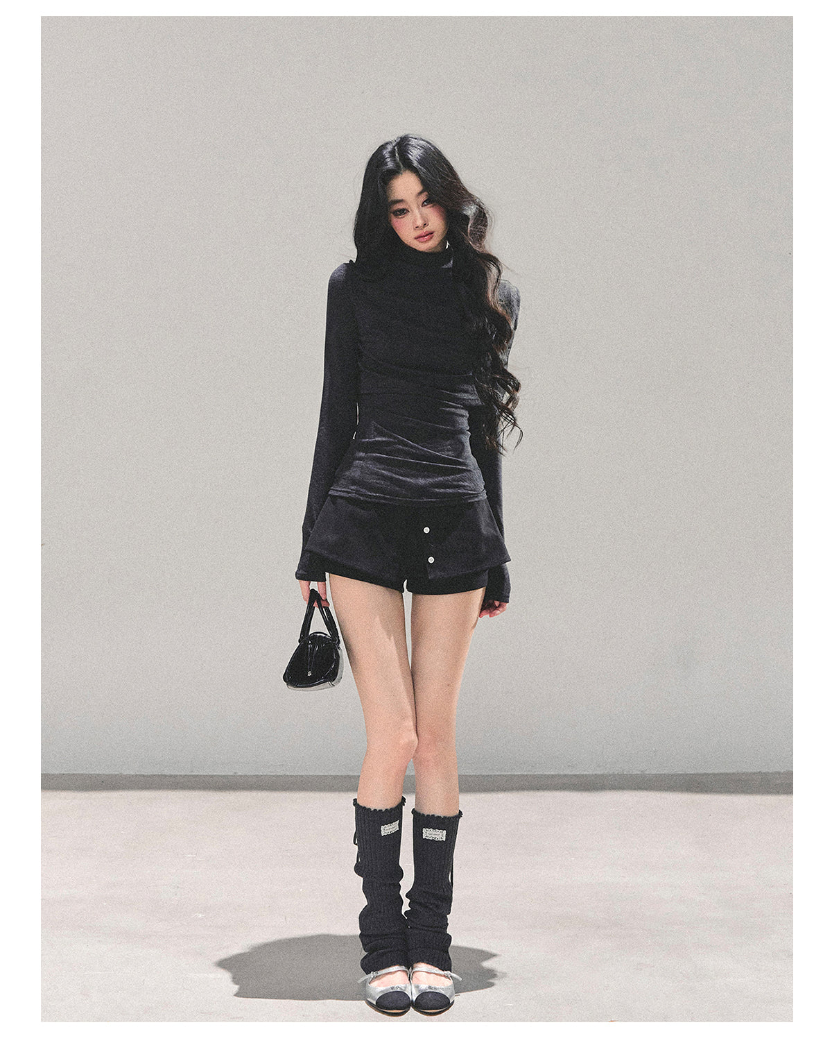 ShaoYeYan Silent Echo Semi-Turtleneck Base Layer