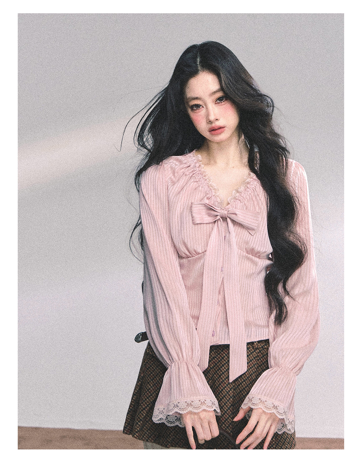 ShaoYeYan Lori Sweet Charm Slim Pink Lace Blouse