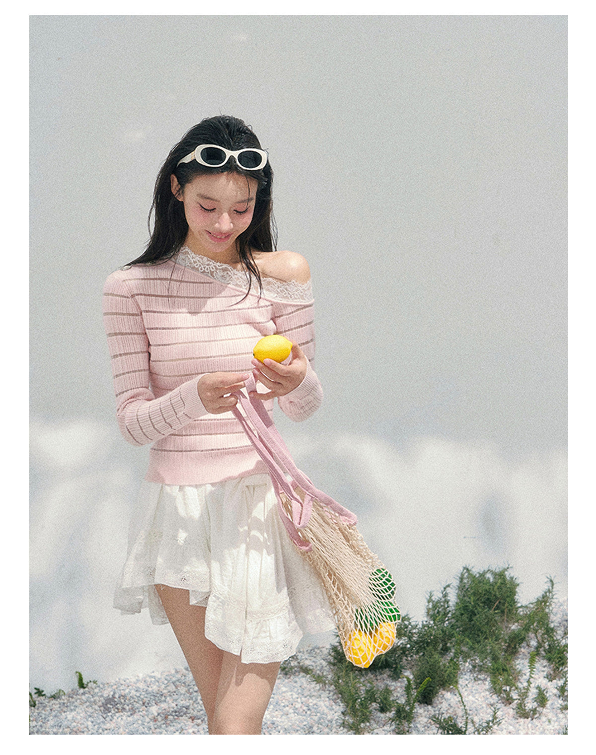 ShaoYeYan Aomalm Gentle Glance Knit Lace Top