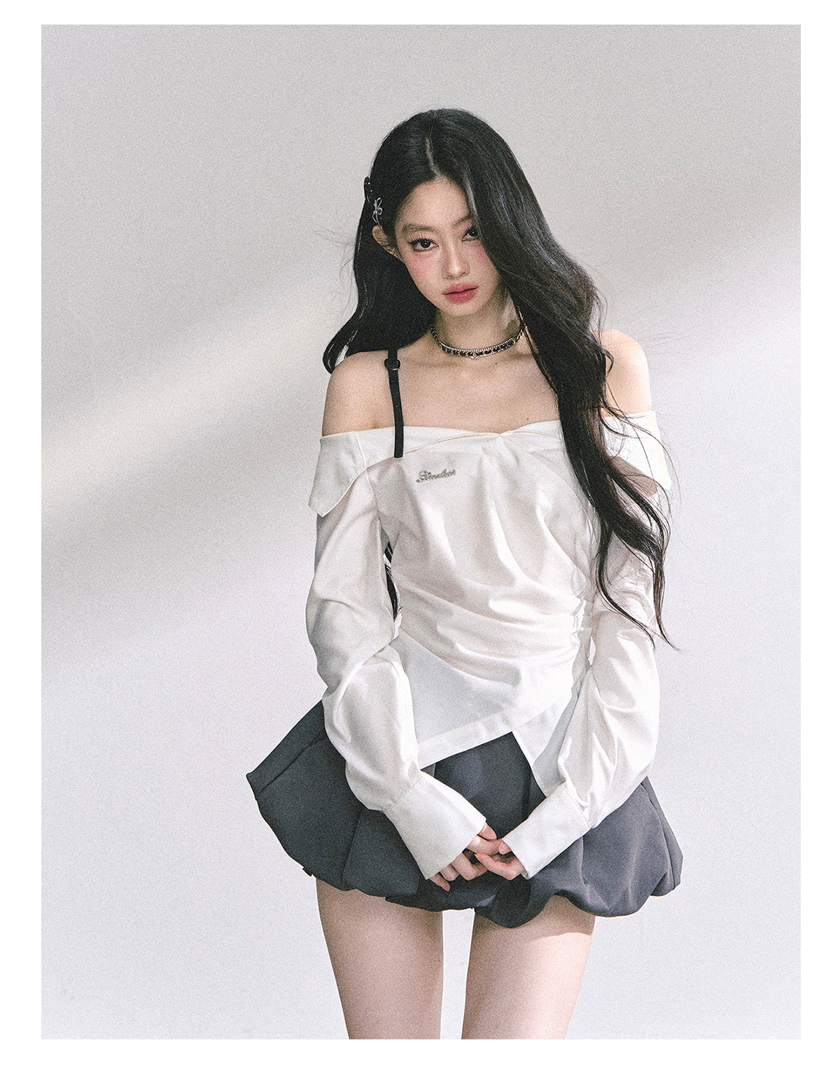 SHAOYEYAN London Story Off-Shoulder Plaid Shirt