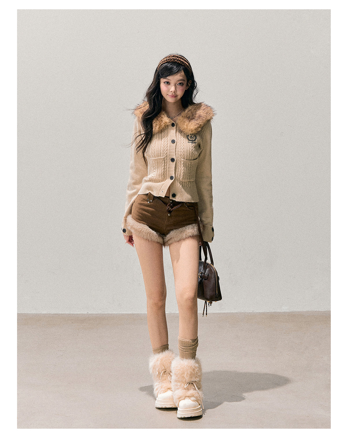 ShaoYeYan Aomalm Snow Falls Silently Plush Cardigan