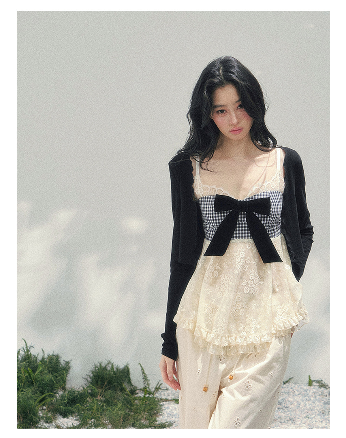 ShaoYeYan Aomalm She Passes Through Blossoms Bow Lace Plaid Tee