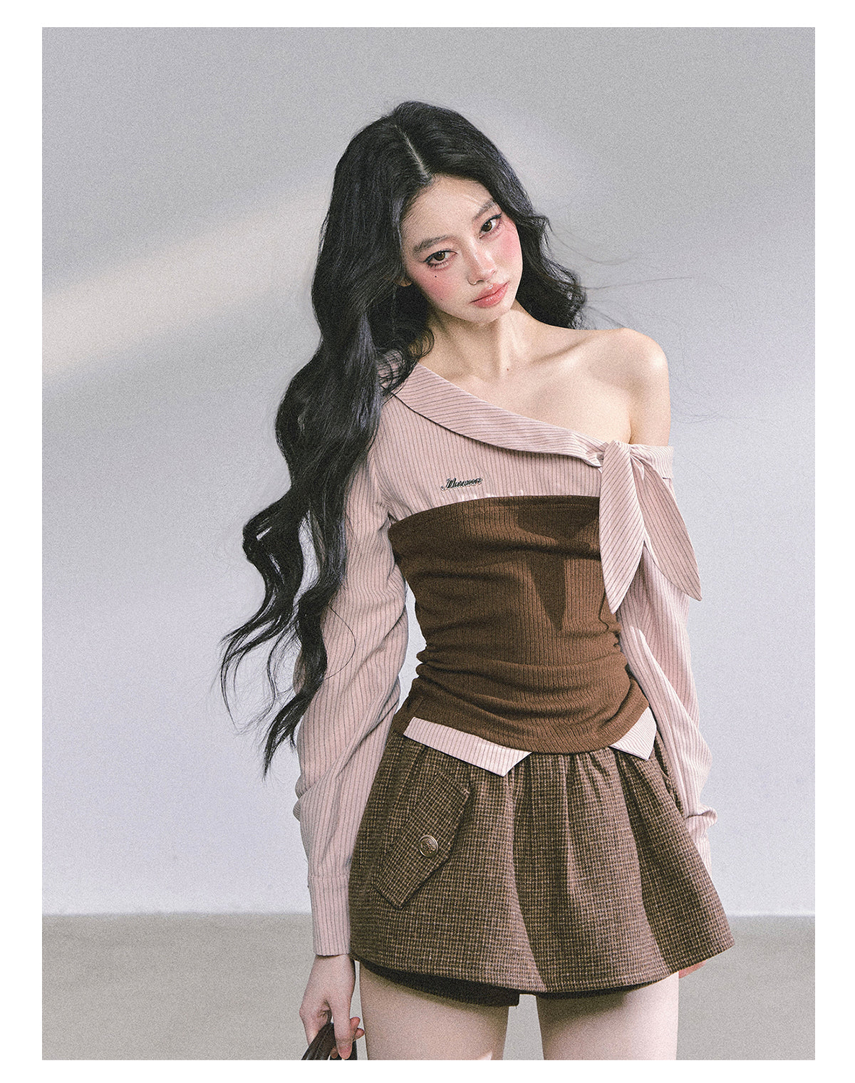 ShaoYeYan Fake Two-Piece Off-Shoulder Plaid T-Shirt