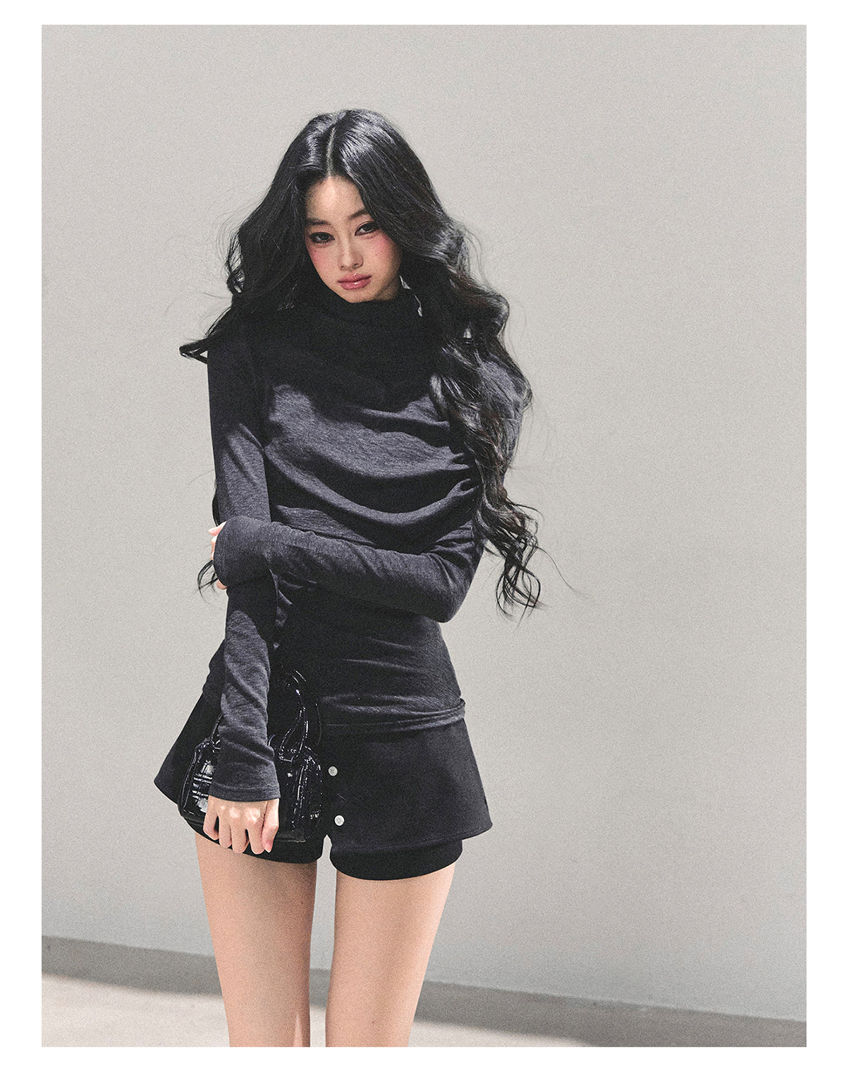 ShaoYeYan Silent Echo Semi-Turtleneck Base Layer