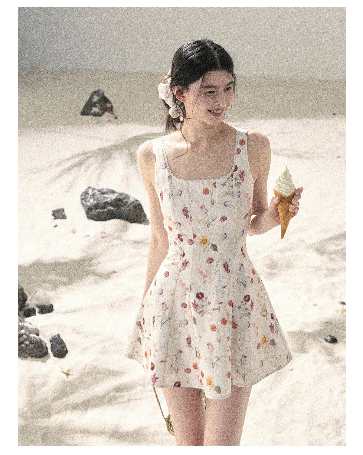 ShaoYeYan Aomalm Chamomile Summer French Lace Floral Strap Dress
