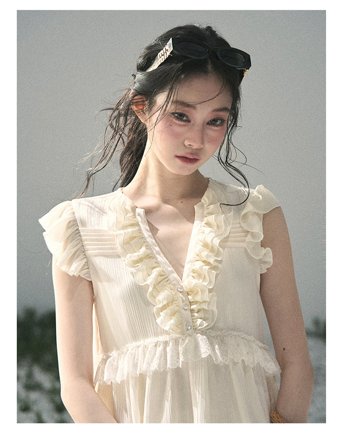 ShaoYeYan Aomalm Sunlight Falls on Heart French Ruffle Lace Blouse