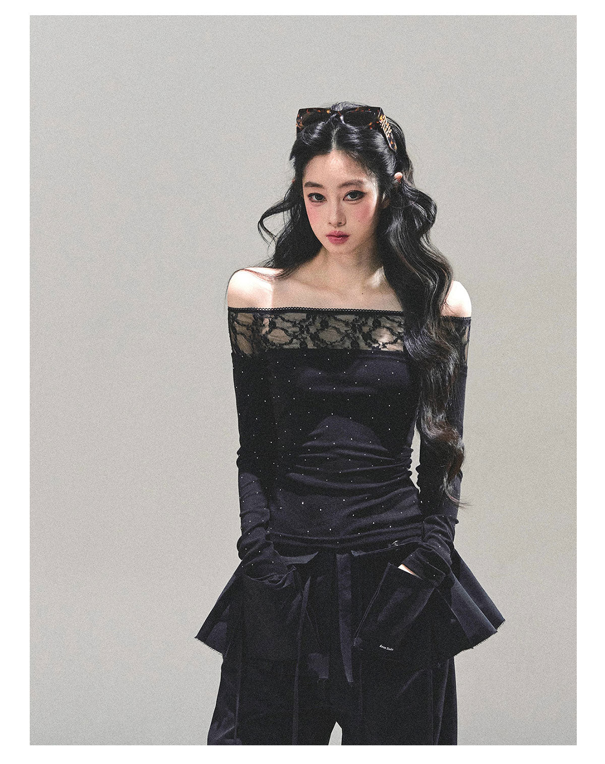 ShaoYeYan Blank Warmth Off-Shoulder Long Sleeve T-Shirt