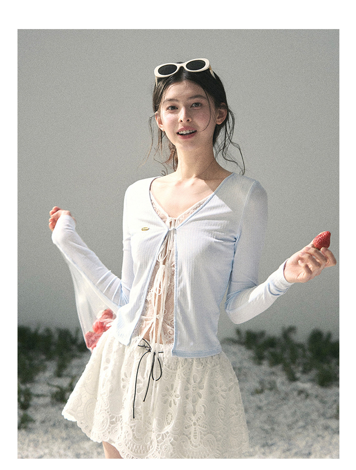 ShaoYeYan Aomalm Dreams Born in Cracks Fake Two-Layer Korean Lace Top