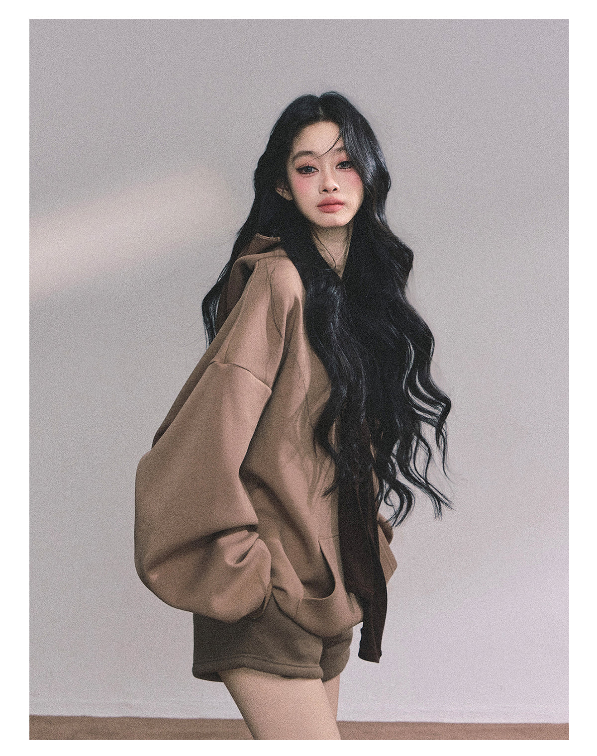 ShaoYeYan Autumn Leaves Riverside Casual Hoodie Set