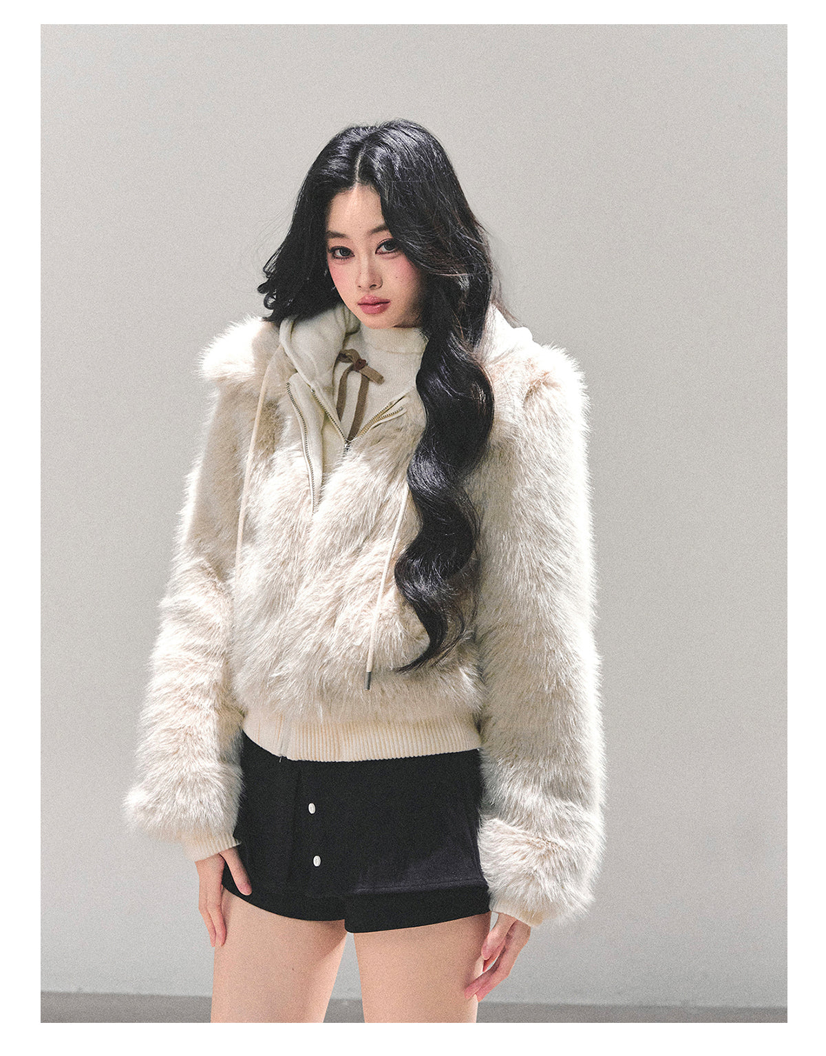 ShaoYeYan Only She Treads Through Snow Fake Two-Layer Hooded Coat