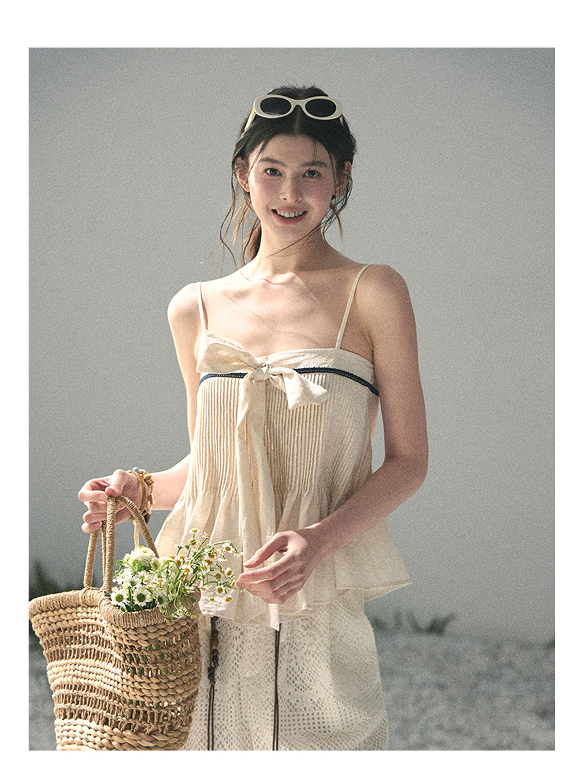 ShaoYeYan Aomalm Gentle Wind Smooths Wrinkles Off-Shoulder French Cami