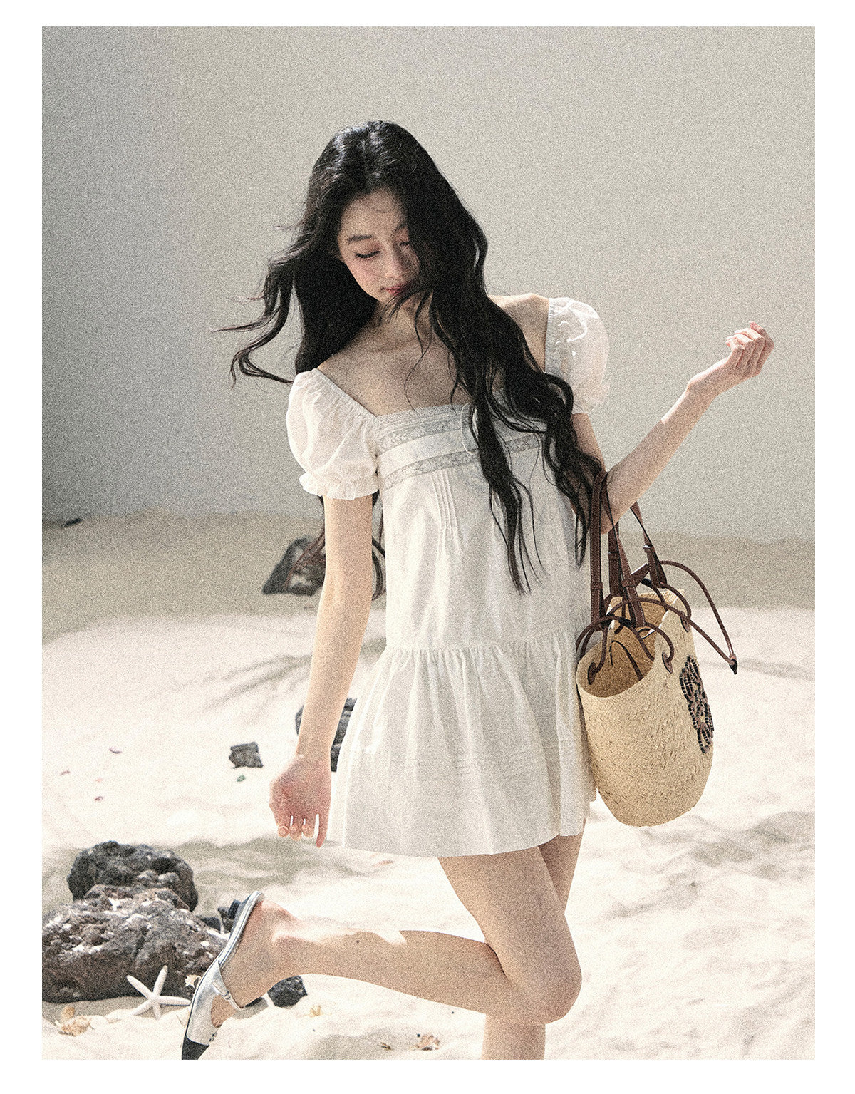 ShaoYeYan Aomalm Light as a Cloud French Bubble Sleeve Lace Dress