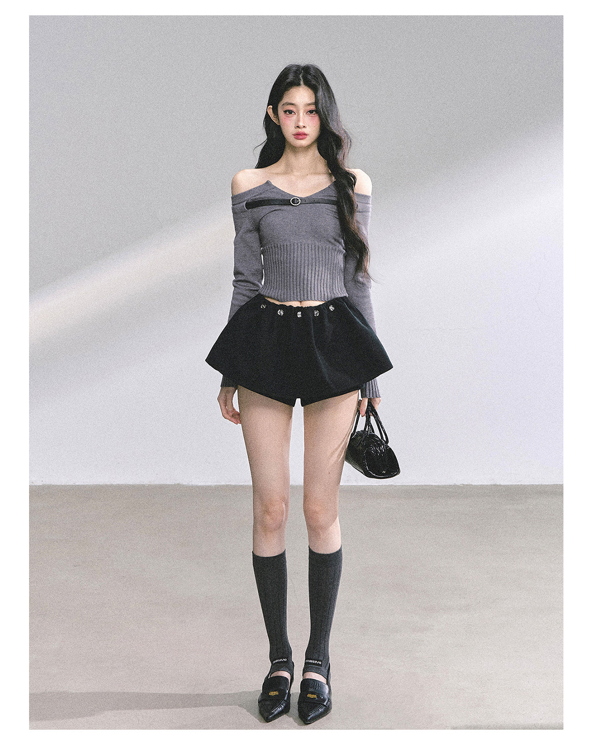 SHAOYEYAN Off-Shoulder Long Sleeve Knit Tee