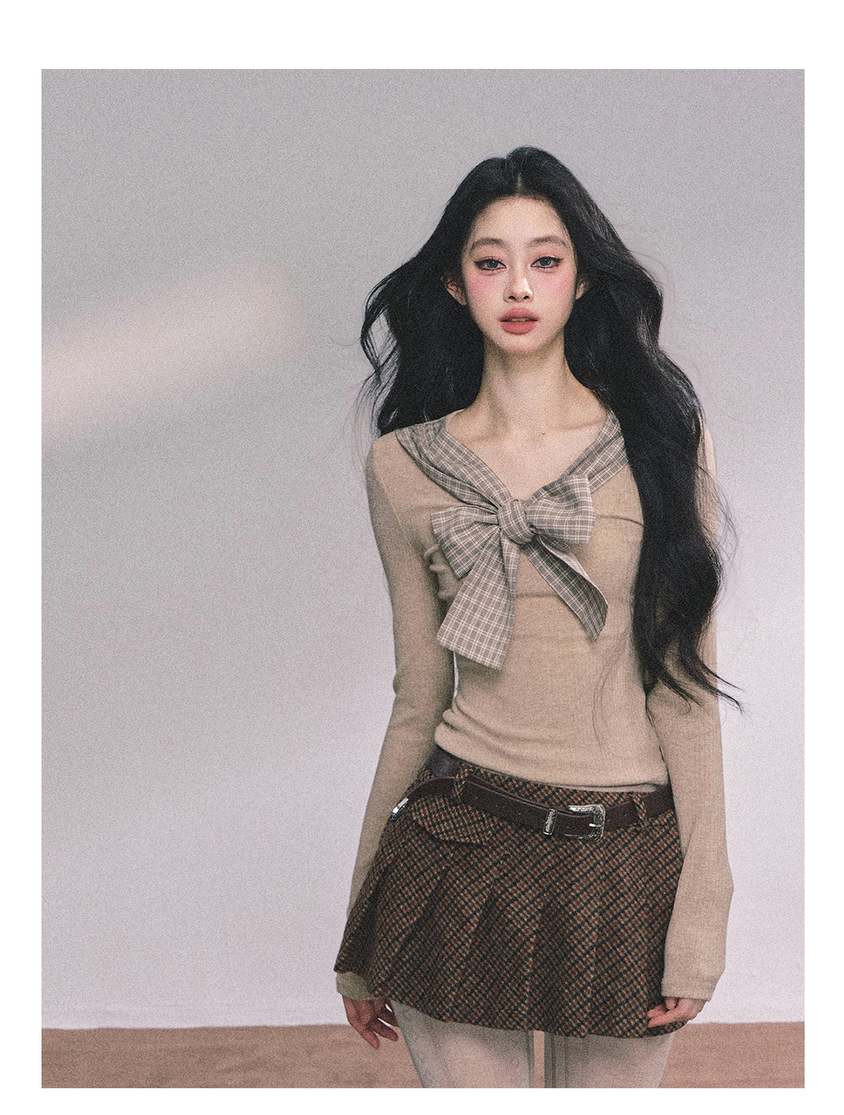 ShaoYeYan Schoolgirl Character Card Fake Two-Layer Bow Plaid Knit Top