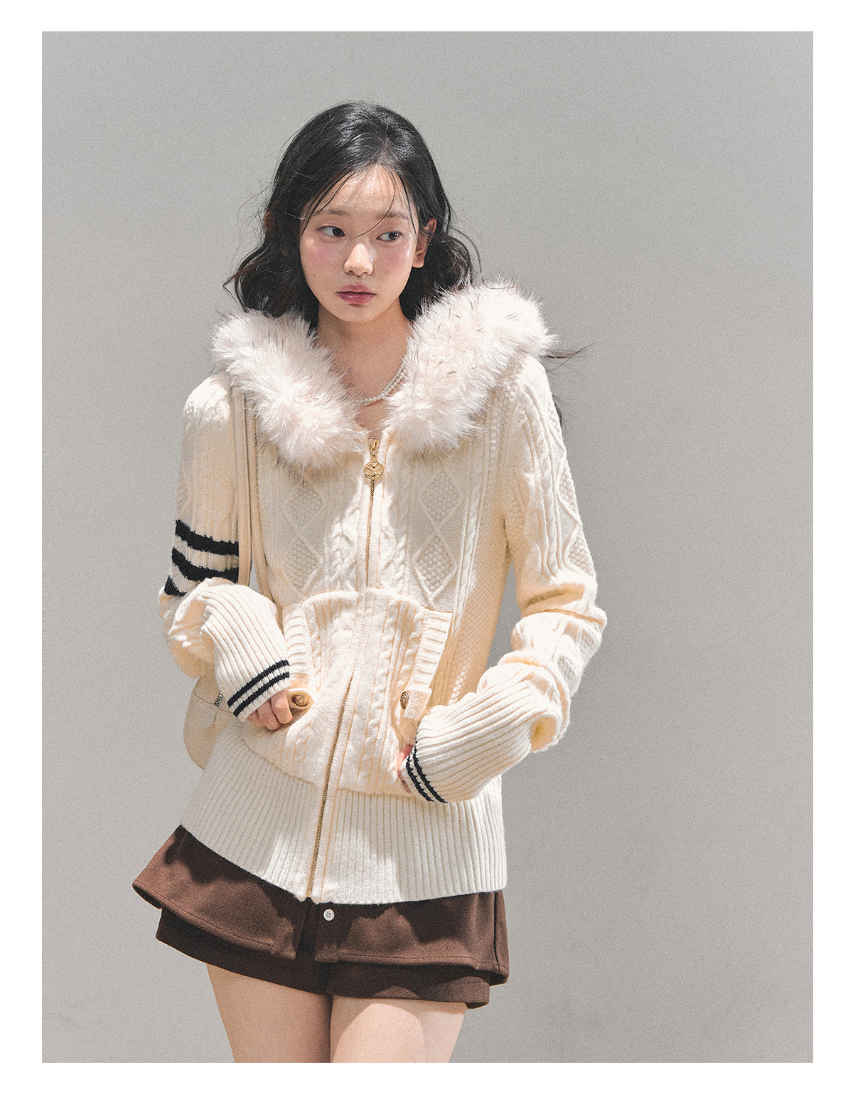 ShaoYeYan Only She Walked By Hooded Sweater