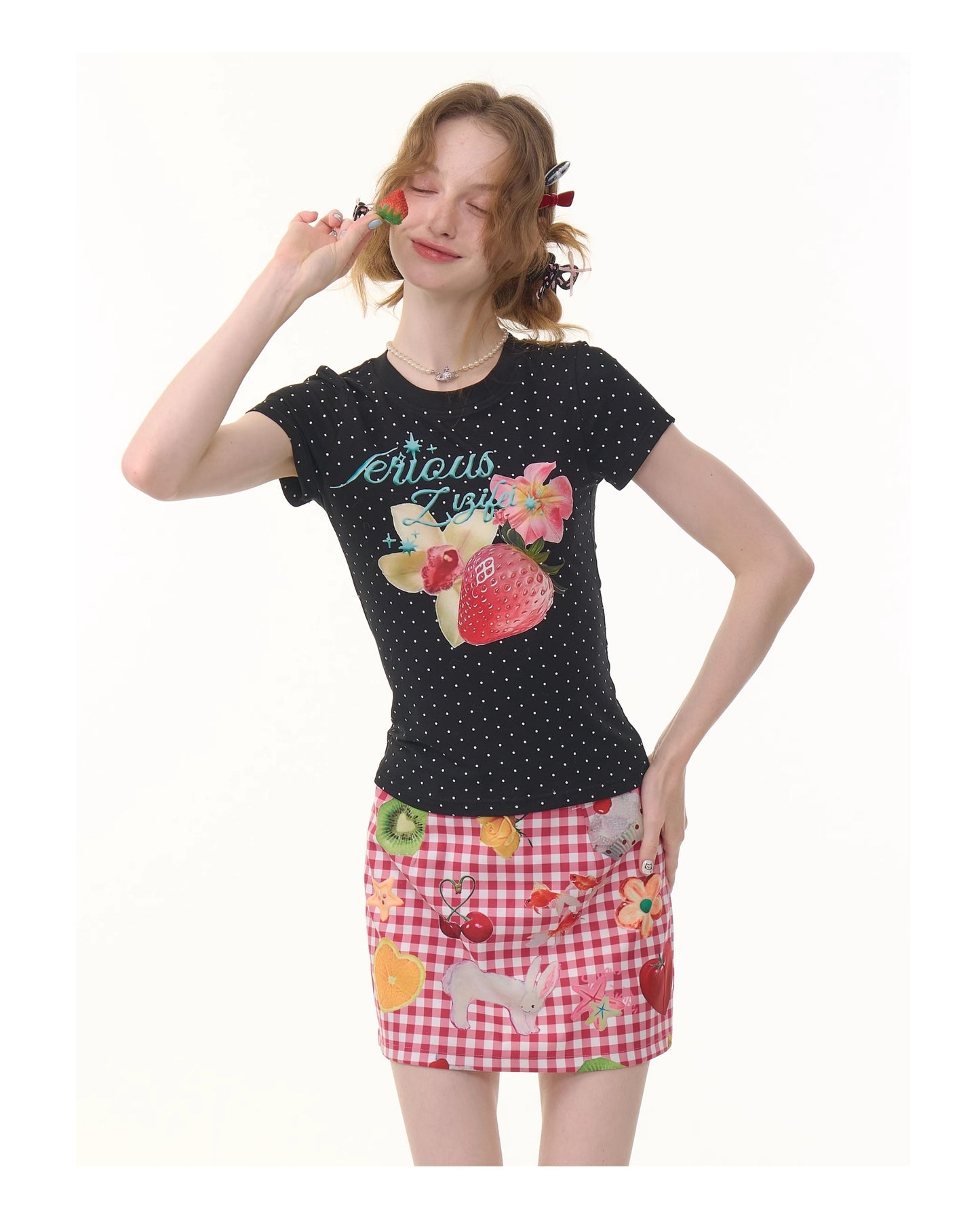 ziziFei Vintage Strawberry Pop Tee