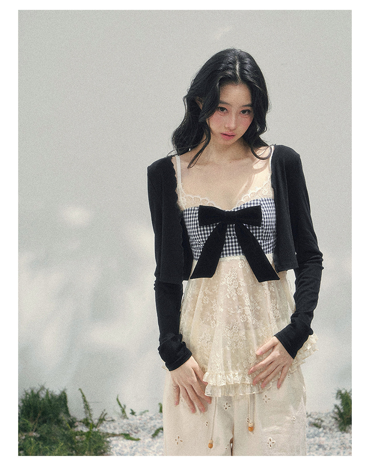 ShaoYeYan Aomalm She Passes Through Blossoms Bow Lace Plaid Tee