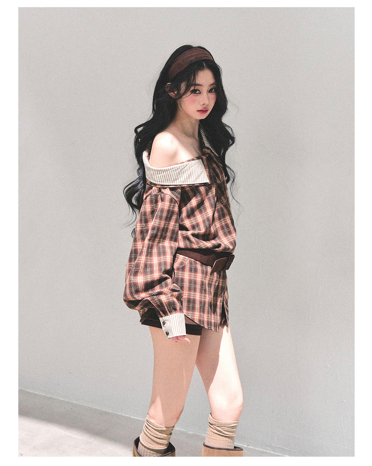 ShaoYeYan Streets She Passed Off-Shoulder Plaid Shirt
