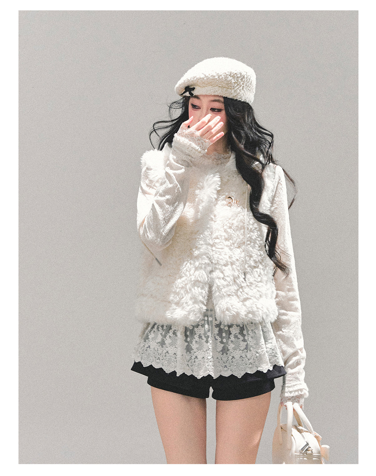 ShaoYeYan Light Snow Lamb Fur Vest