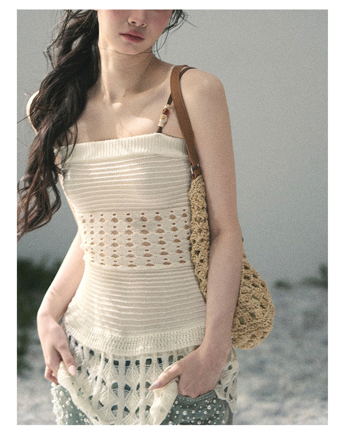 ShaoYeYan Aomalm Gap of Existence French Knit Hollow Cami