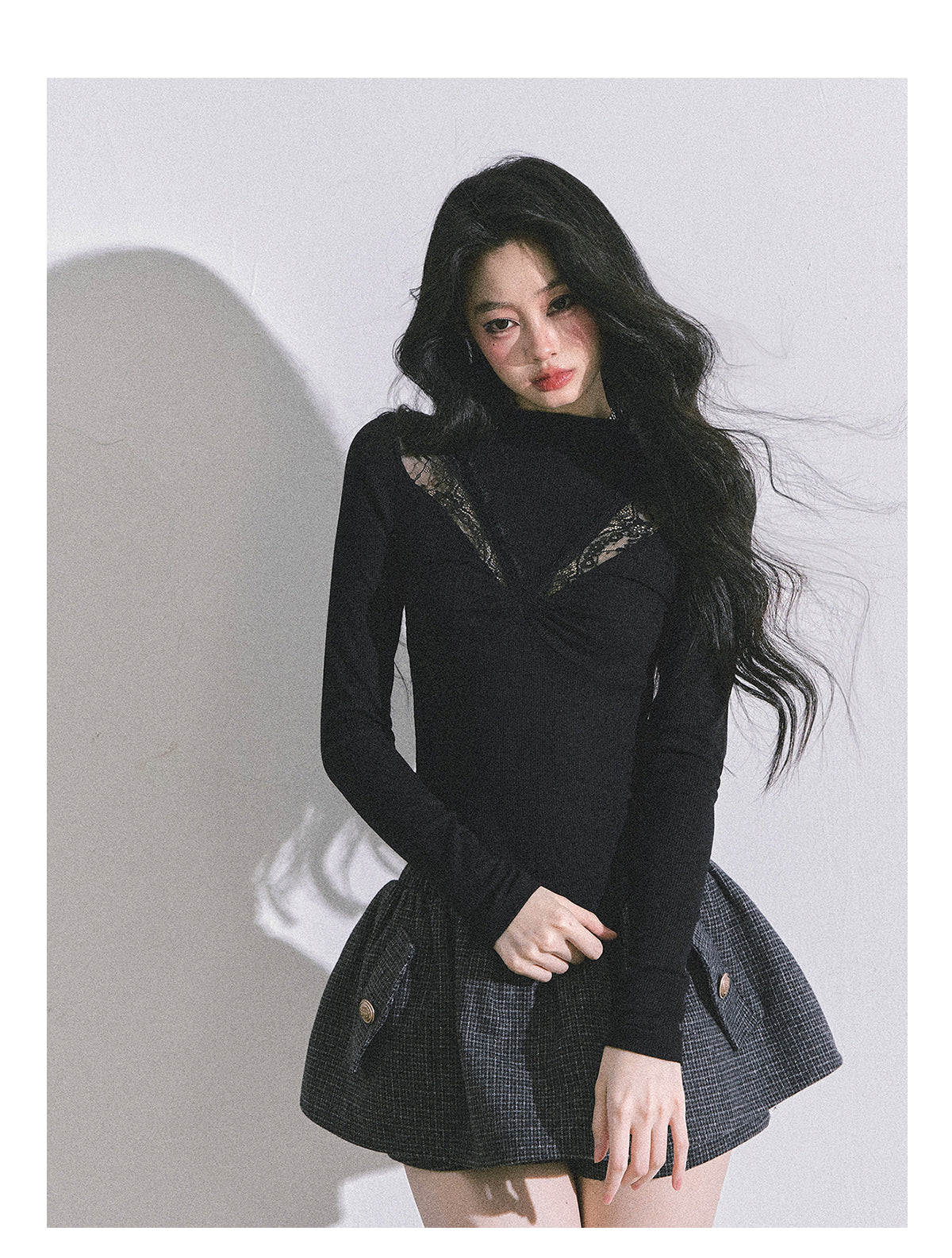 ShaoYeYan Showa Era Heiress Long Sleeve Lace Knit Crop Top