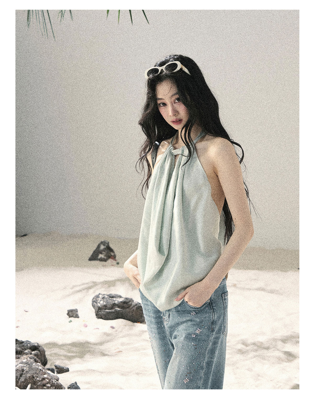 ShaoYeYan Aomalm Flowing Silk French Satin Halter Top