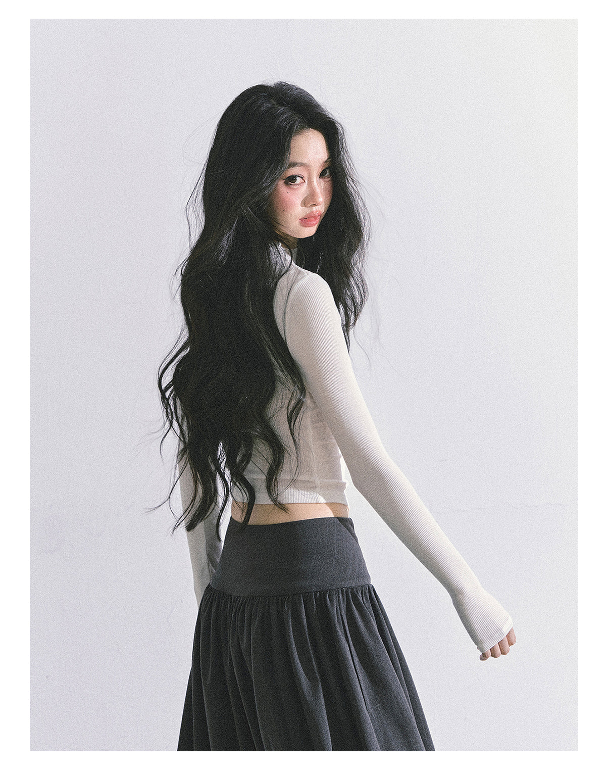 ShaoYeYan Showa Era Heiress Long Sleeve Lace Knit Crop Top