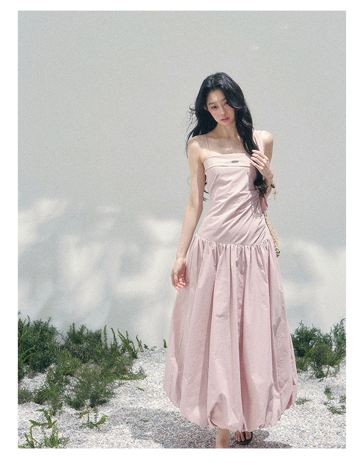 ShaoYeYan Aomalm She Passes Through Blooming Season Elegant Strap Dress