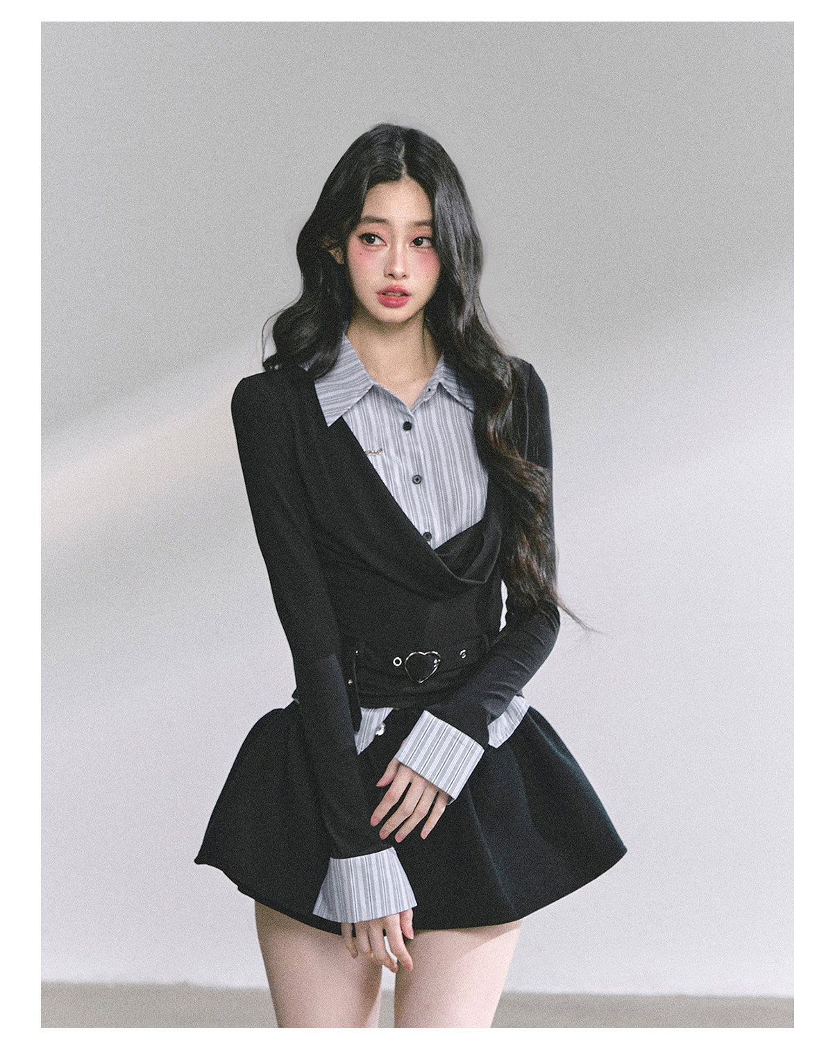 SHAOYEYAN Mock Two-Layer Waist-Defining Striped Tee