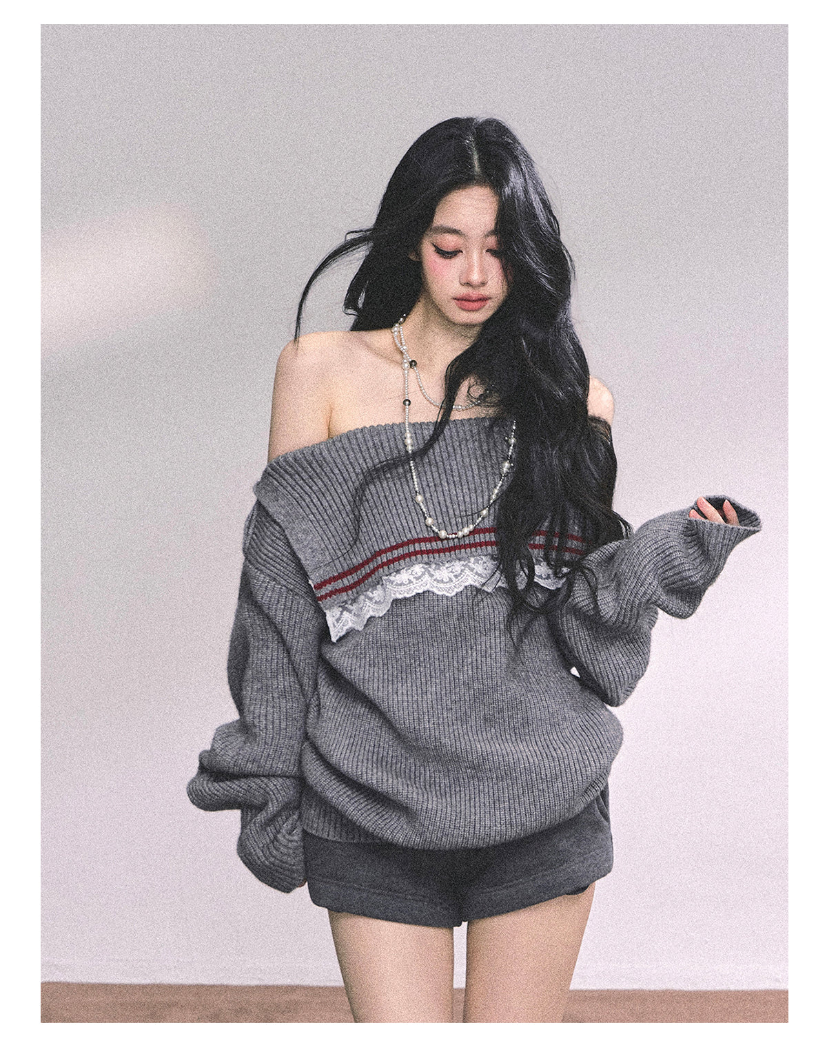 ShaoYeYan British Wit American Academia Lace Off-Shoulder Sweater