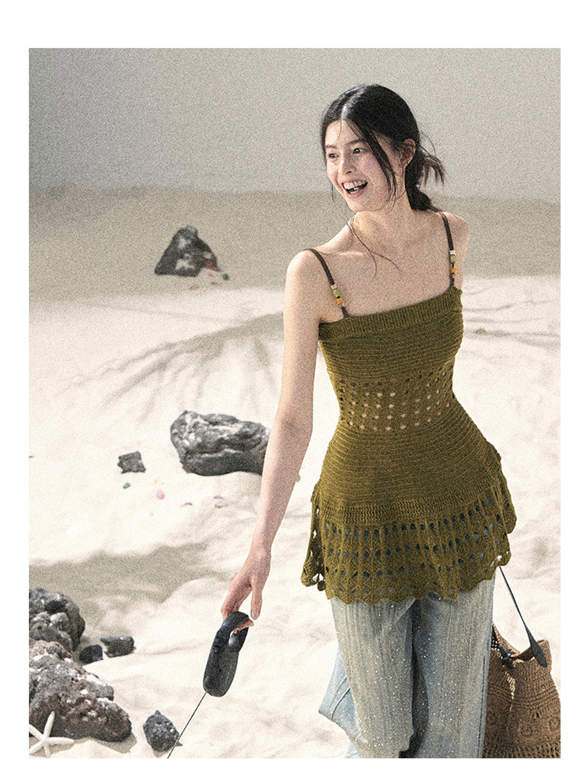 ShaoYeYan Aomalm Gap of Existence French Knit Hollow Cami