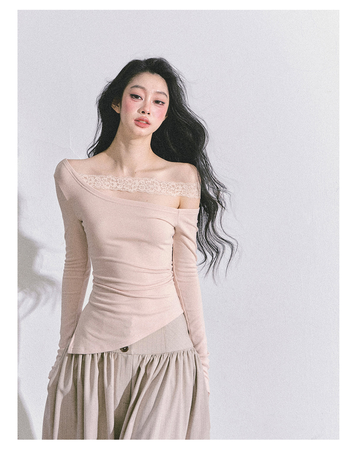 ShaoYeYan Tiny Waist Basic Long Sleeve Off-Shoulder Lace Top